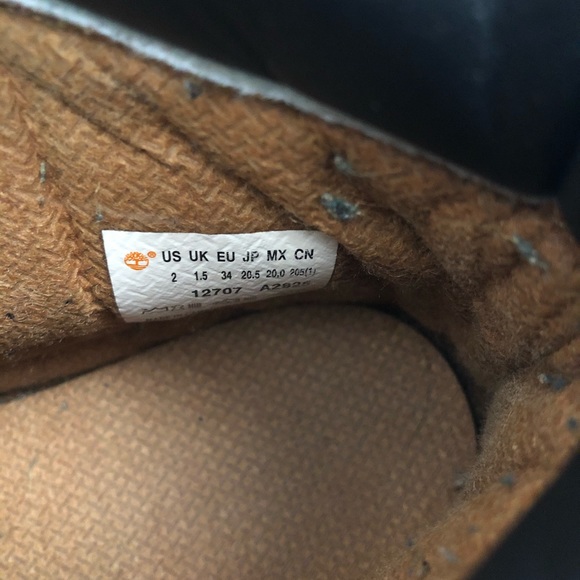 Boys Timberlands - Picture 5 of 5